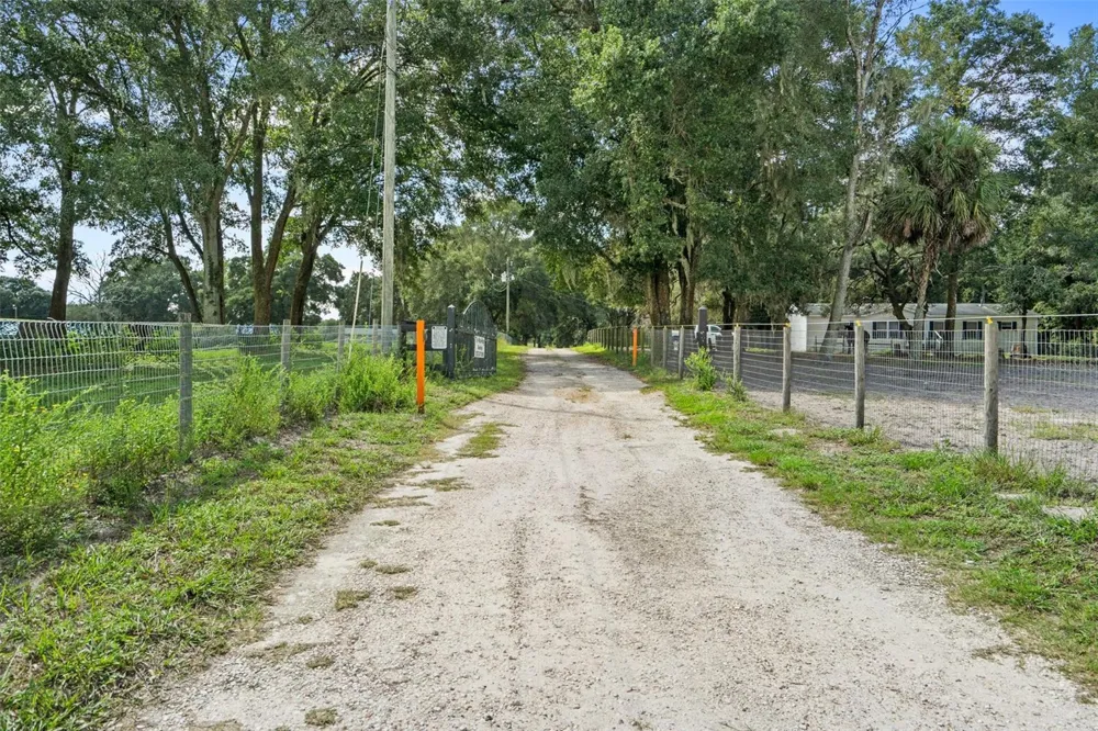 11046 KITTEN TRAIL Hudson, FL 34669