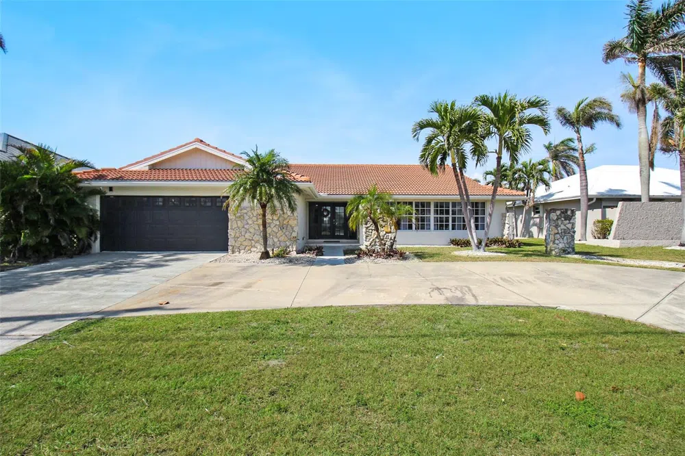 945 BAL HARBOR BOULEVARD Punta Gorda, FL 33950
