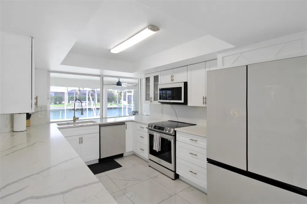 945 BAL HARBOR BOULEVARD Punta Gorda, FL 33950