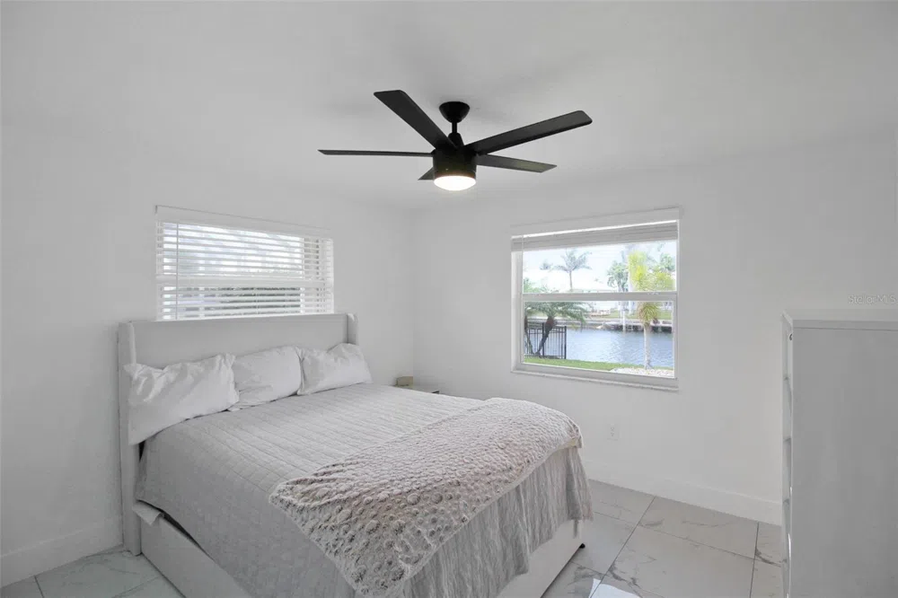 945 BAL HARBOR BOULEVARD Punta Gorda, FL 33950