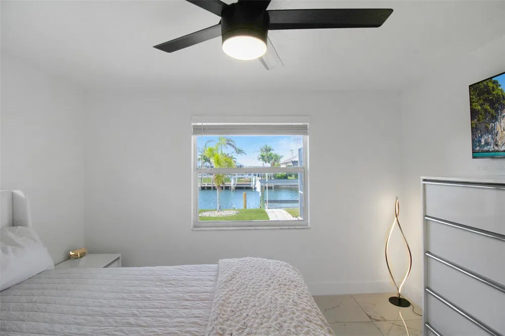 945 BAL HARBOR BOULEVARD Punta Gorda, FL 33950