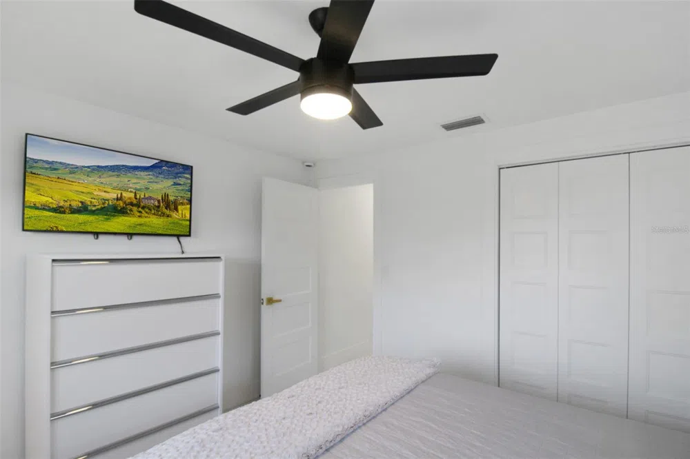 945 BAL HARBOR BOULEVARD Punta Gorda, FL 33950