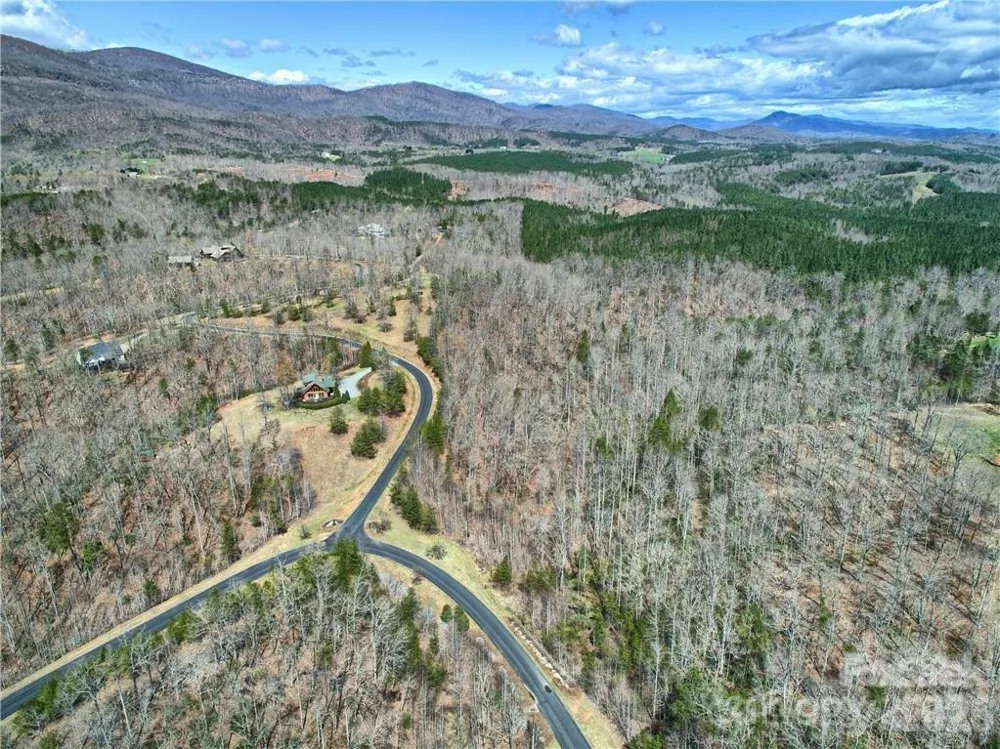 00 Boundary Road #51/52 Mill Spring, NC 28756