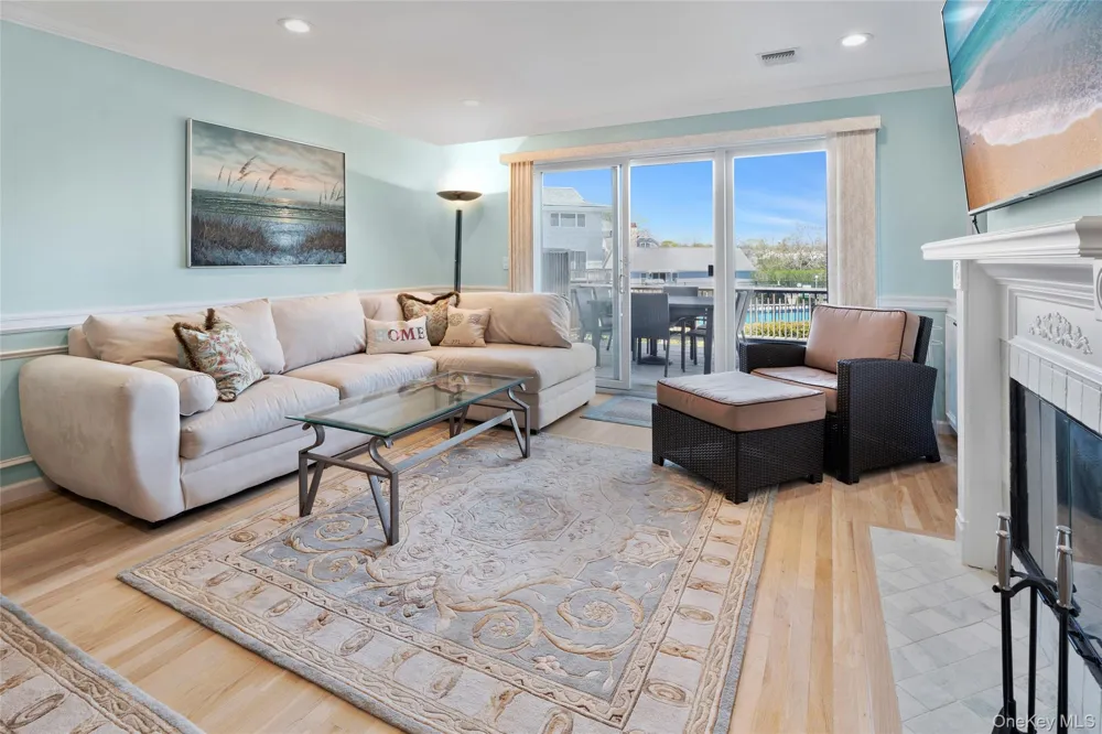 3012 Mitchell Road #3012 Westhampton Beach, NY 11978