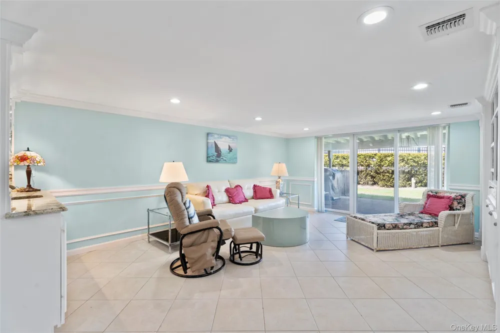 3012 Mitchell Road #3012 Westhampton Beach, NY 11978