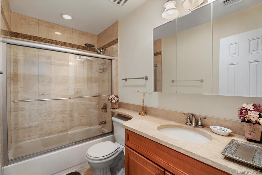 3012 Mitchell Road #3012 Westhampton Beach, NY 11978