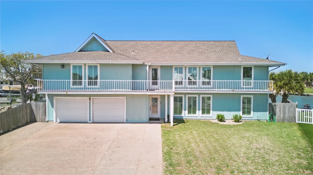 25 Blue Heron Drive Rockport, TX 78382