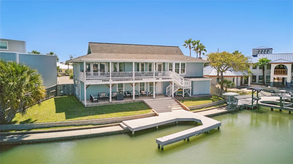 25 Blue Heron Drive Rockport, TX 78382