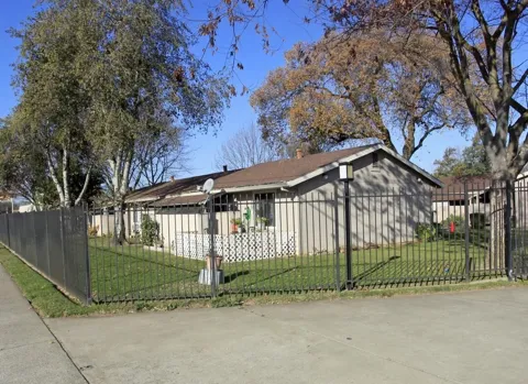 5581 Mendocino Blvd