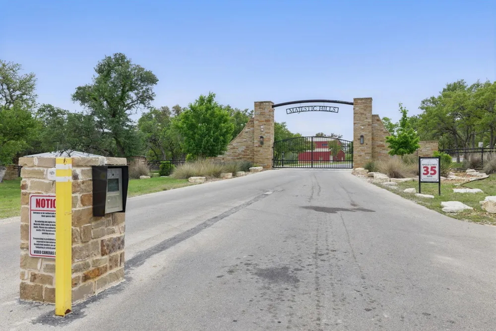 110 Star Point Blanco, TX 78606
