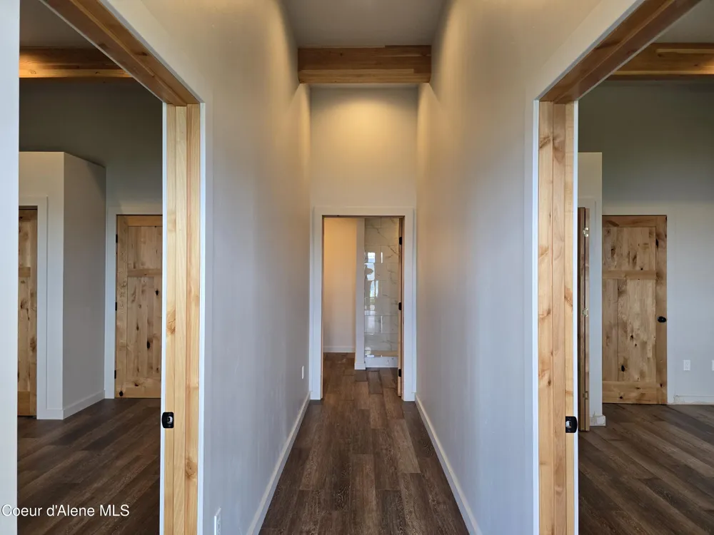 1935 Eagen Mountain Dr Hope, ID 83836