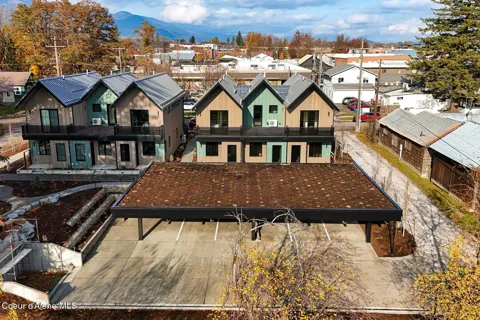 215 W Lake Street