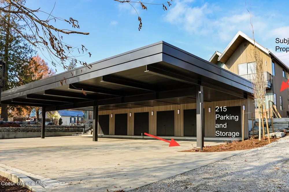 215 W Lake Street Sandpoint, ID 83864