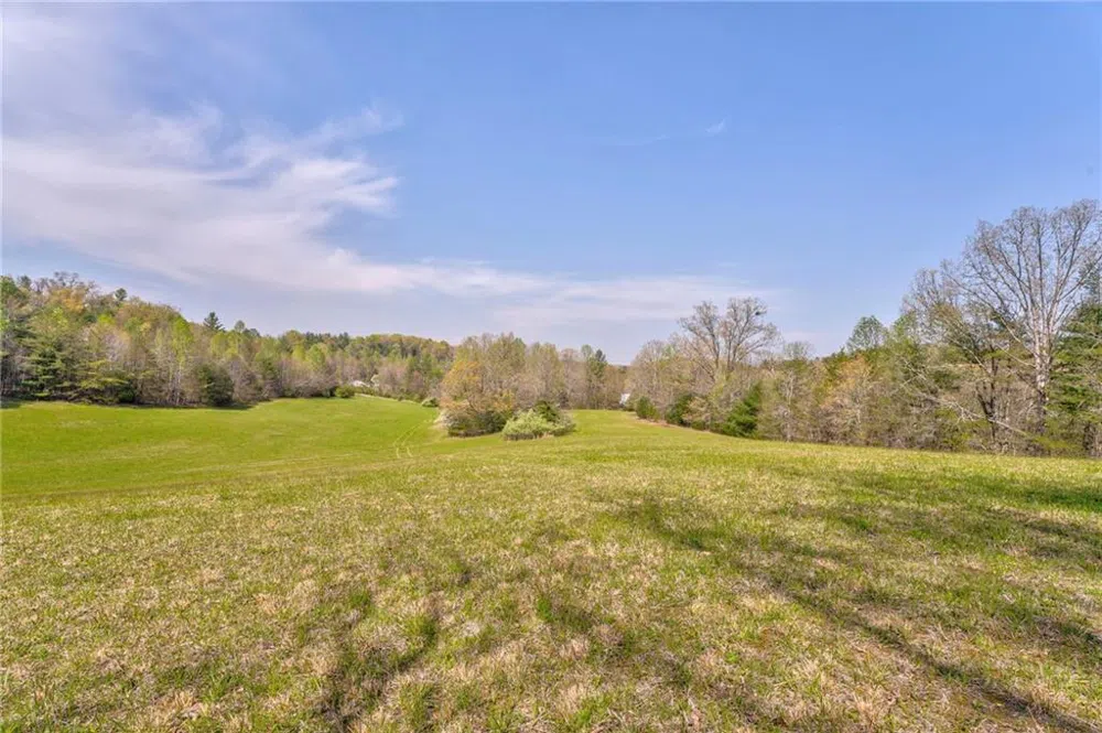 365 Waters Road McCaysville, GA 30555