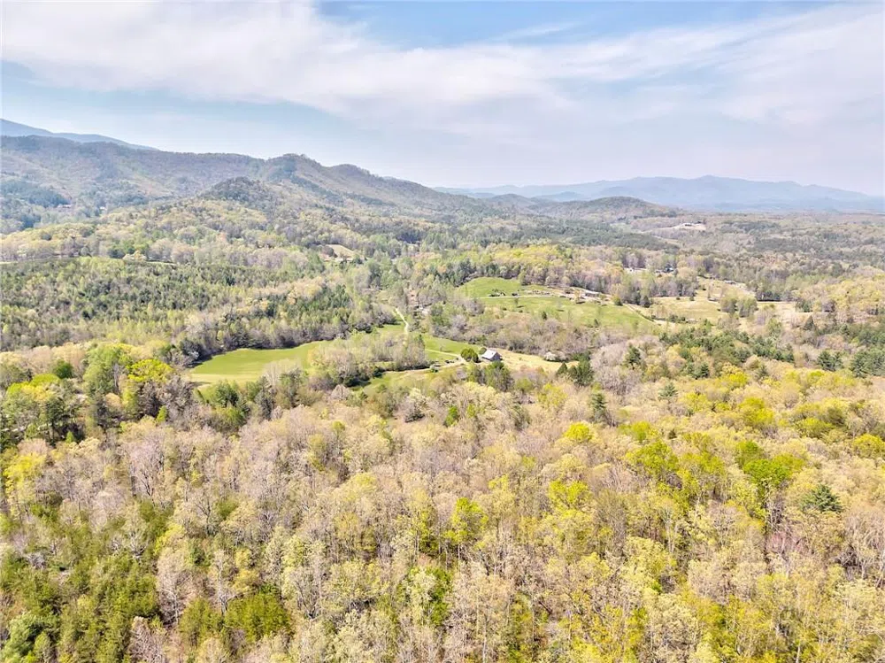 365 Waters Road McCaysville, GA 30555
