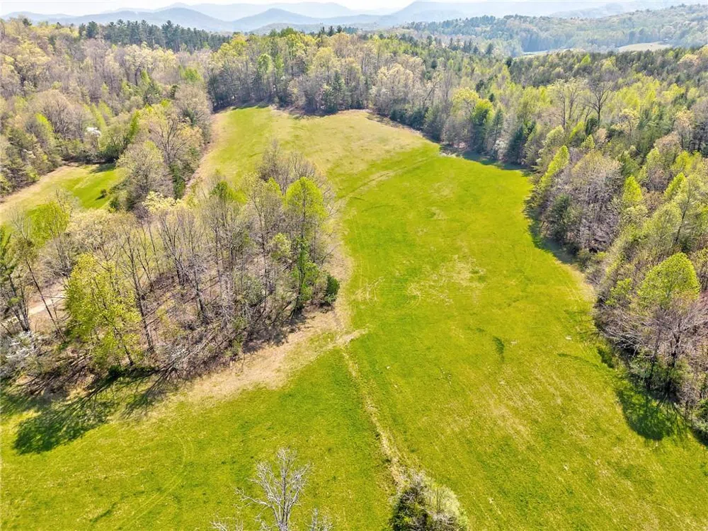 365 Waters Road McCaysville, GA 30555