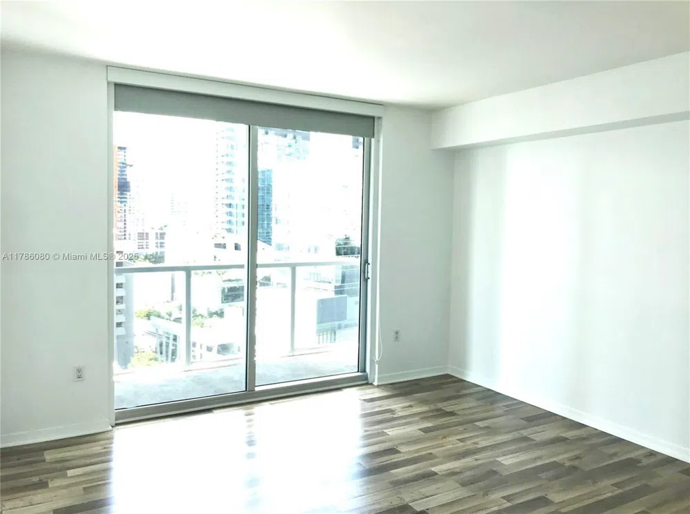 55 SE 6th St #1610 Miami, FL 33131