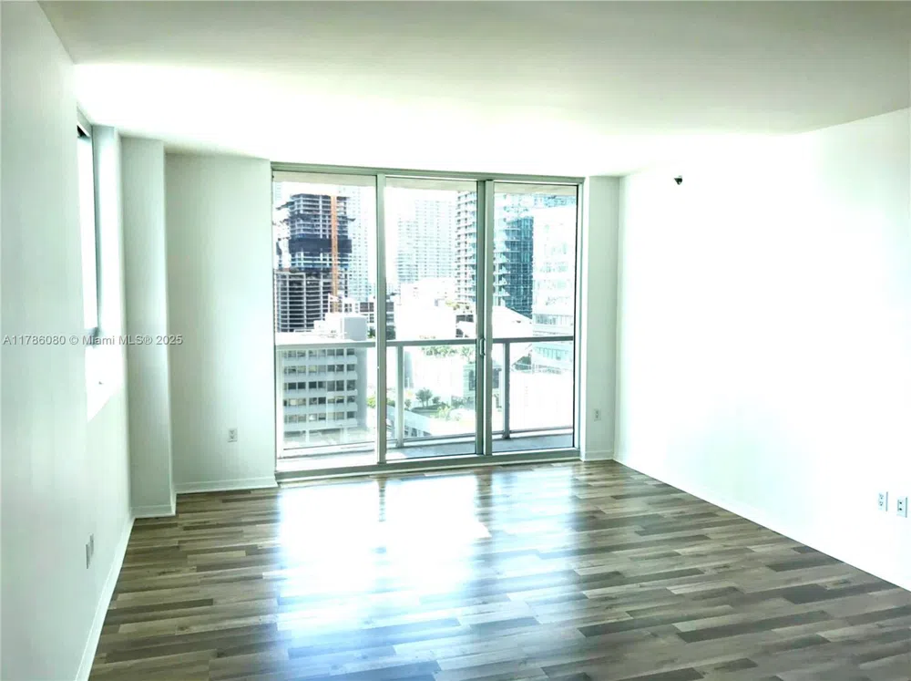55 SE 6th St #1610 Miami, FL 33131