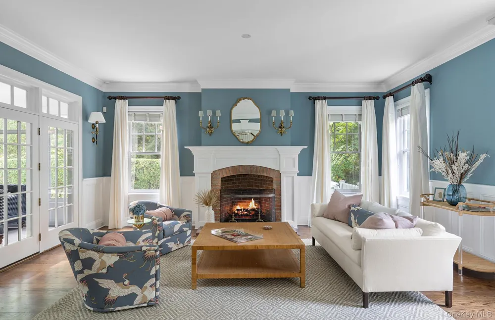 327 Georgica Road East Hampton, NY 11937