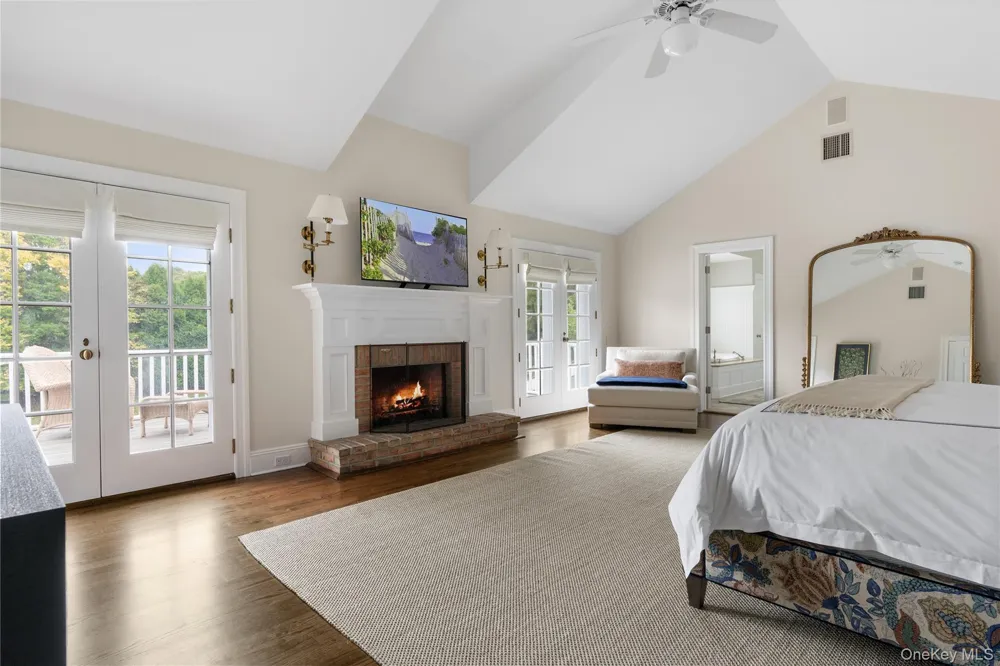 327 Georgica Road East Hampton, NY 11937