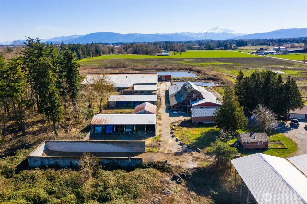 490 W Laurel Road Bellingham, WA 98226