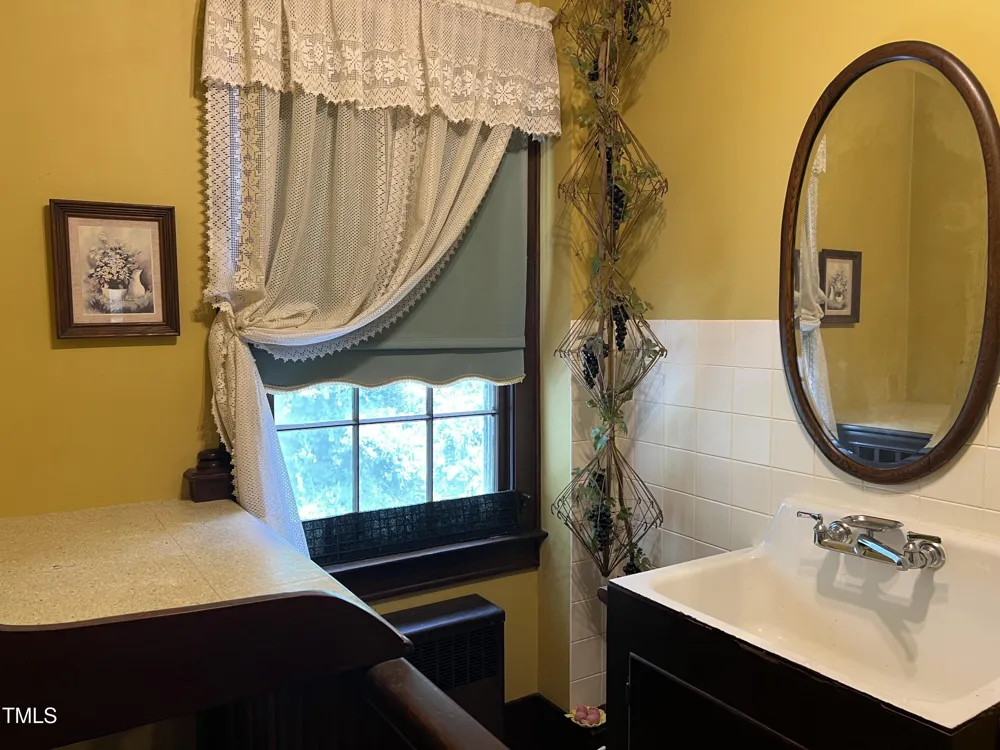 508 Eaton Avenue Warrenton, NC 27589