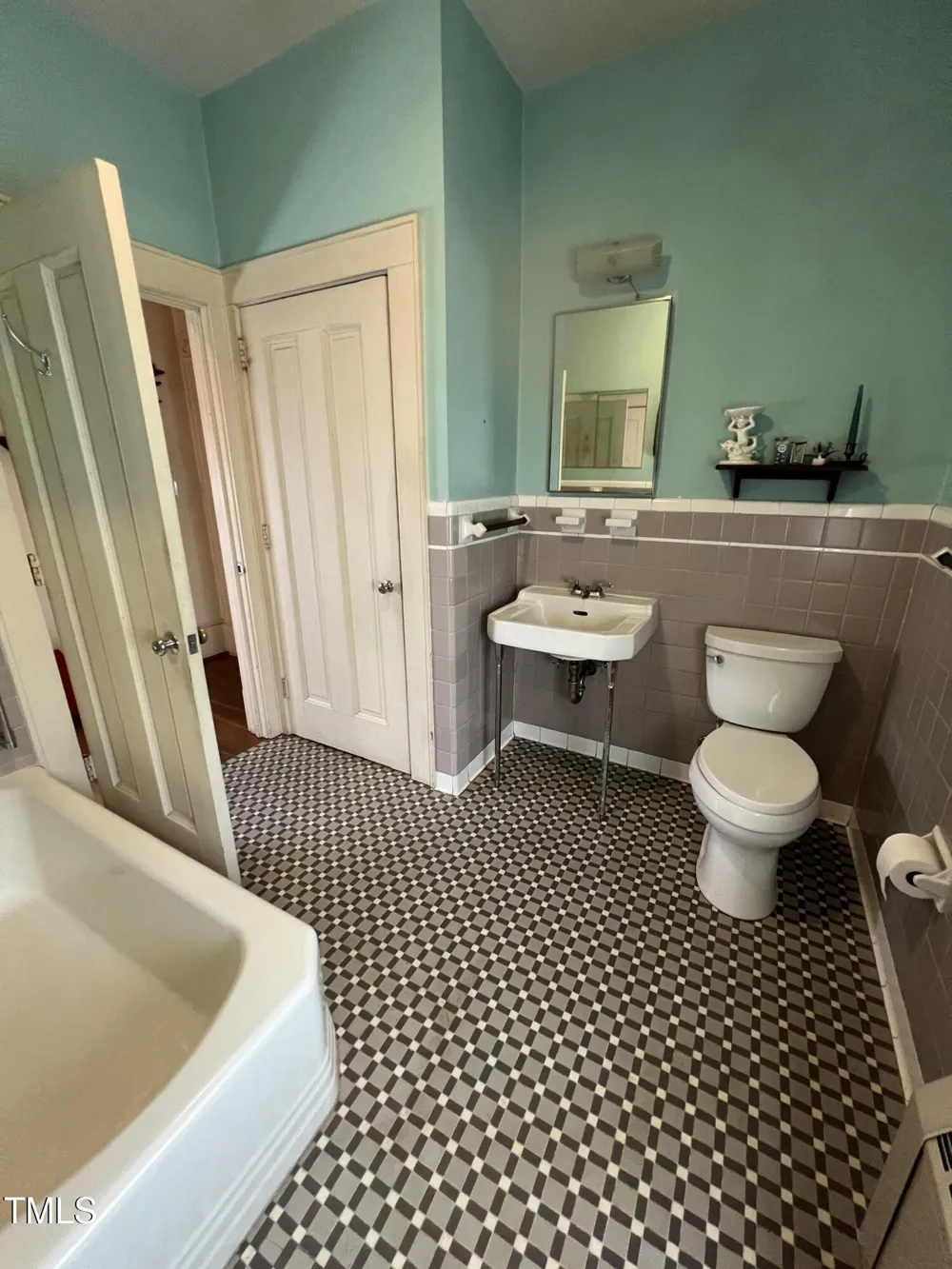 508 Eaton Avenue Warrenton, NC 27589