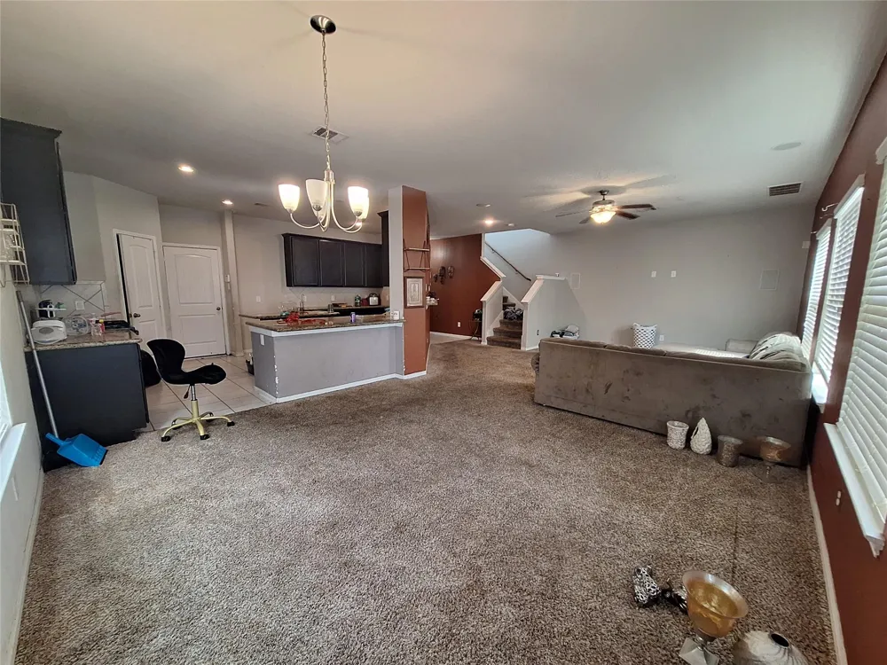 211 Sea Breeze Drive Bacliff, TX 77518