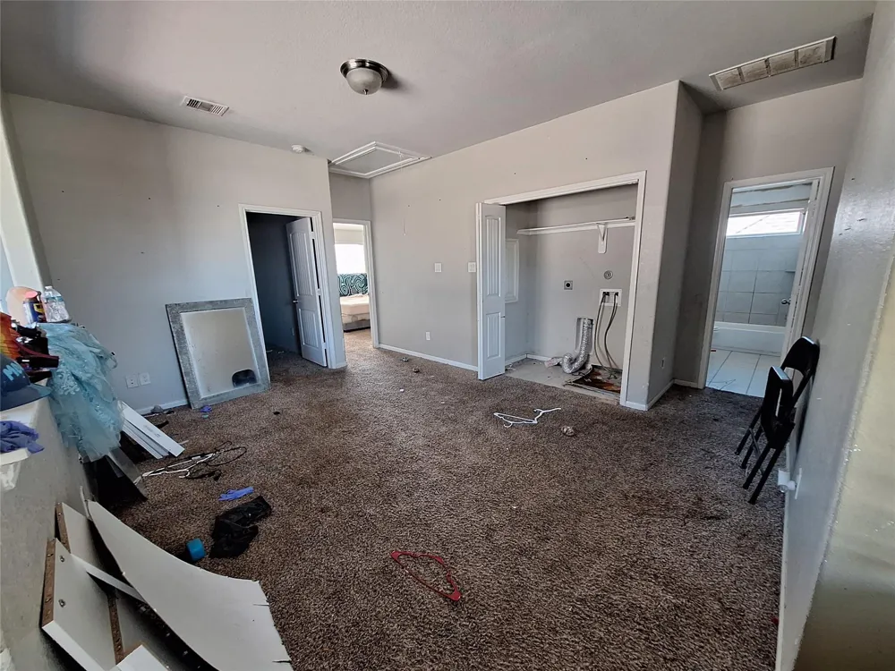 211 Sea Breeze Drive Bacliff, TX 77518