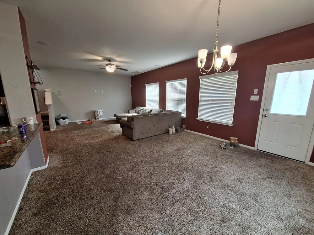 211 Sea Breeze Drive Bacliff, TX 77518