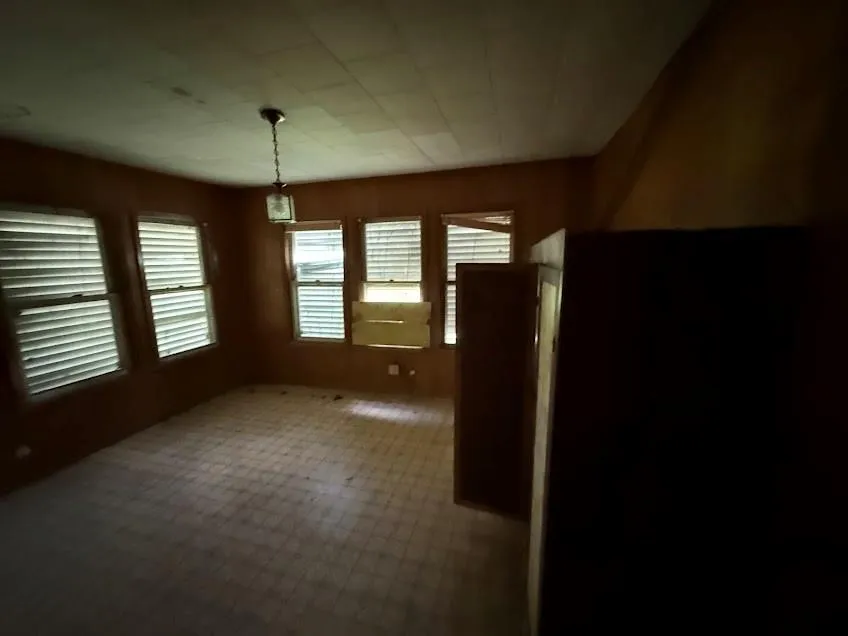 7103 Highway 36 Jones Creek, TX 77541