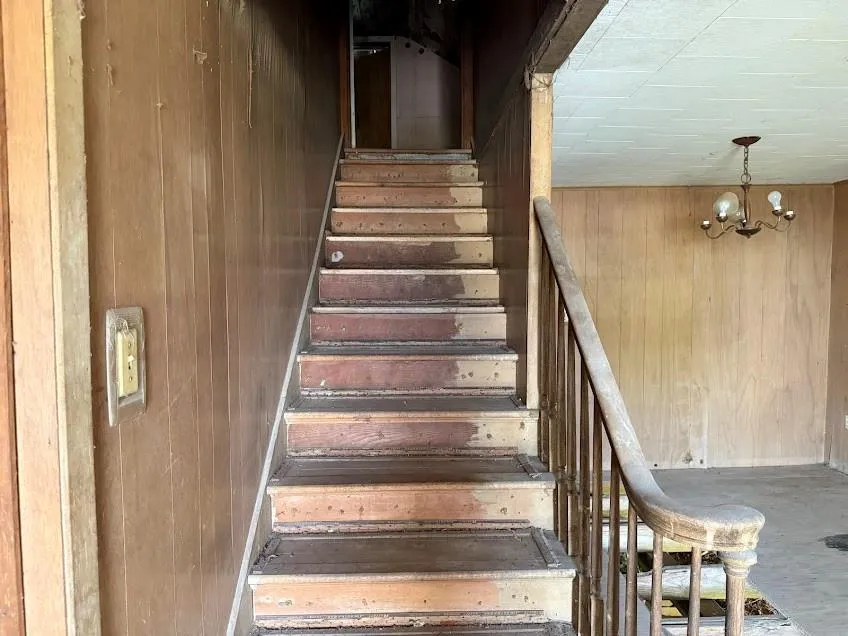 7103 Highway 36 Jones Creek, TX 77541