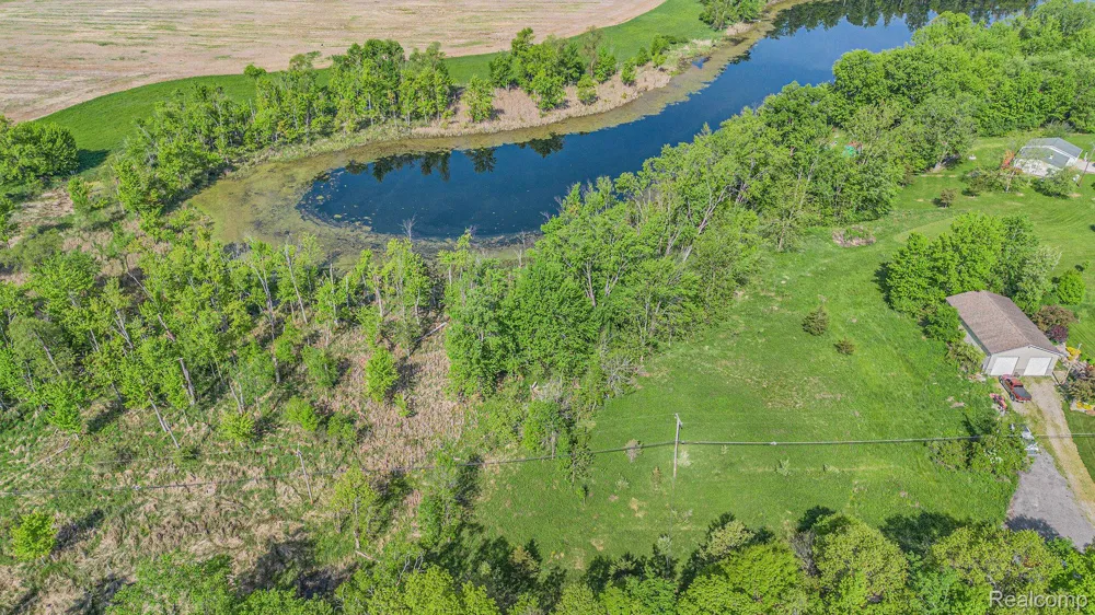 N Holly Holly Township, MI 48442