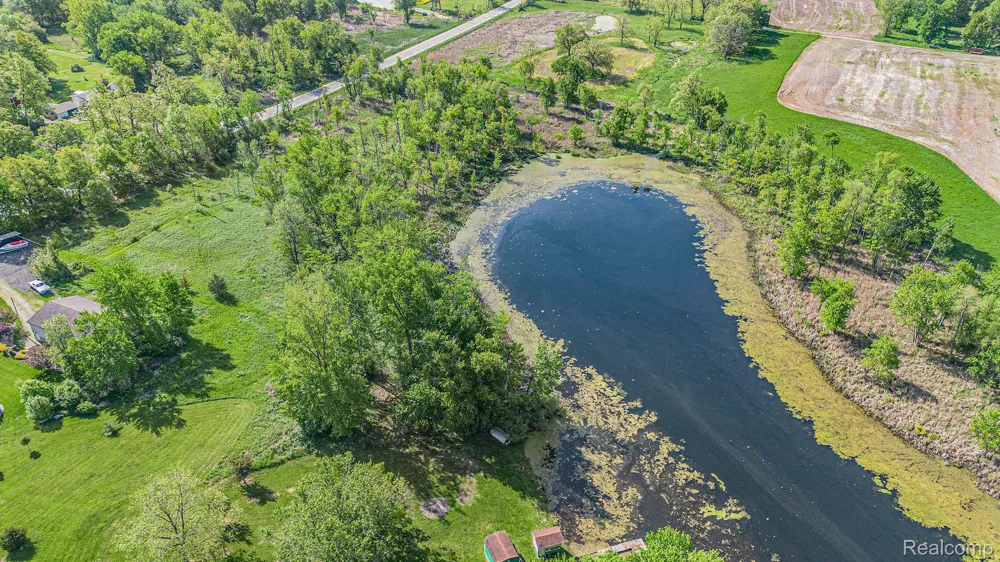 N Holly Holly Township, MI 48442