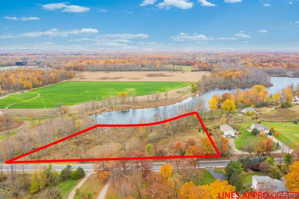 N Holly Holly Township, MI 48442