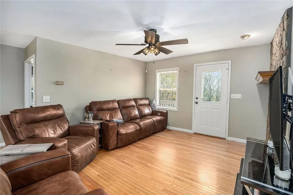 542 Sharp Top Circle Blairsville, GA 30512