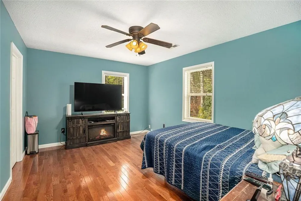 542 Sharp Top Circle Blairsville, GA 30512