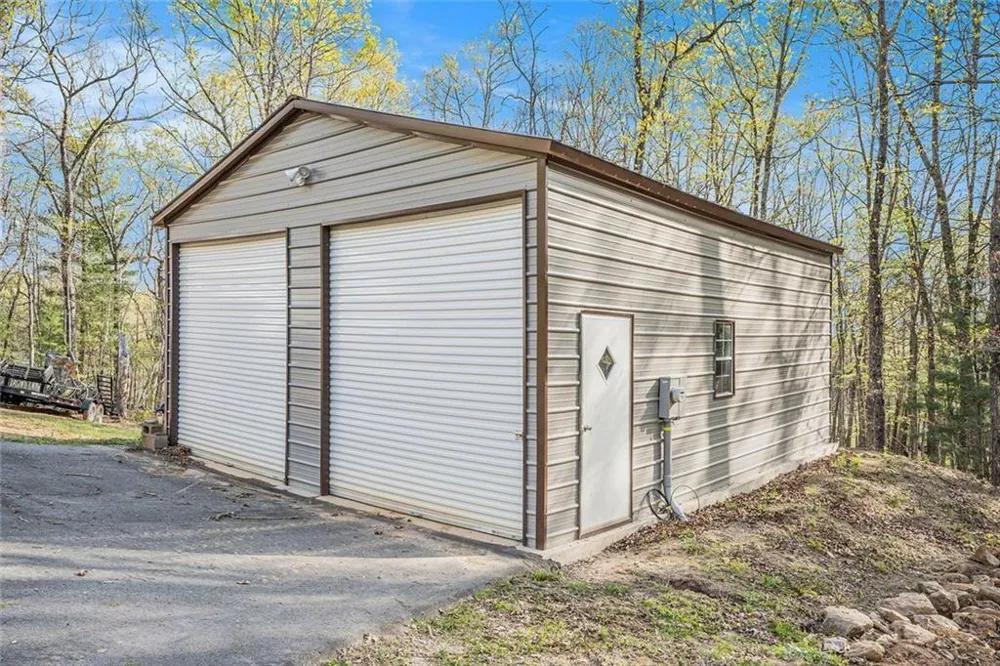 542 Sharp Top Circle Blairsville, GA 30512