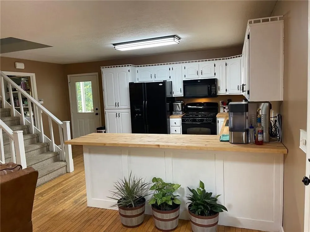 542 Sharp Top Circle Blairsville, GA 30512