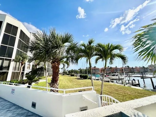3020 MATECUMBE KEY ROAD #103 Punta Gorda, FL 33955