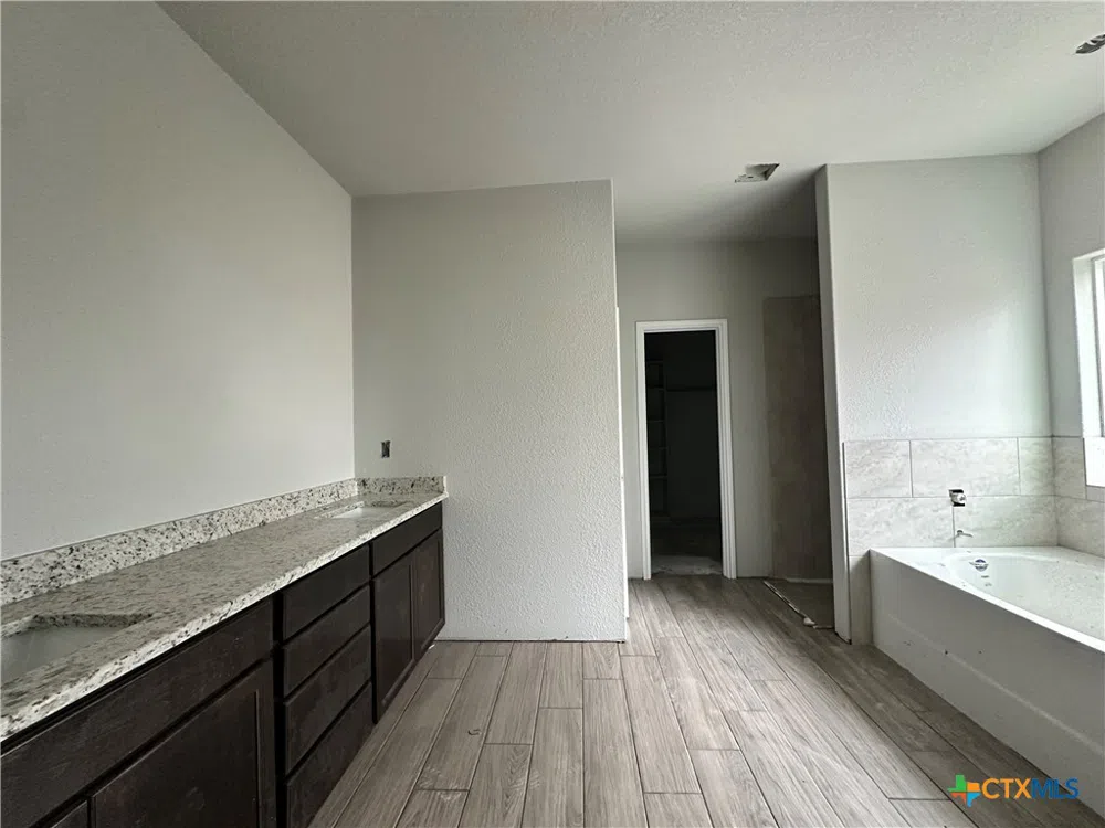 2598 Settlers Oak Drive Belton, TX 76513
