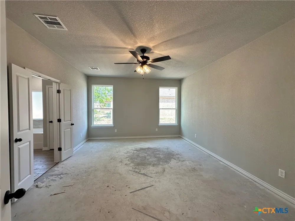 2598 Settlers Oak Drive Belton, TX 76513
