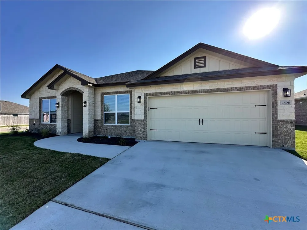 2598 Settlers Oak Drive Belton, TX 76513