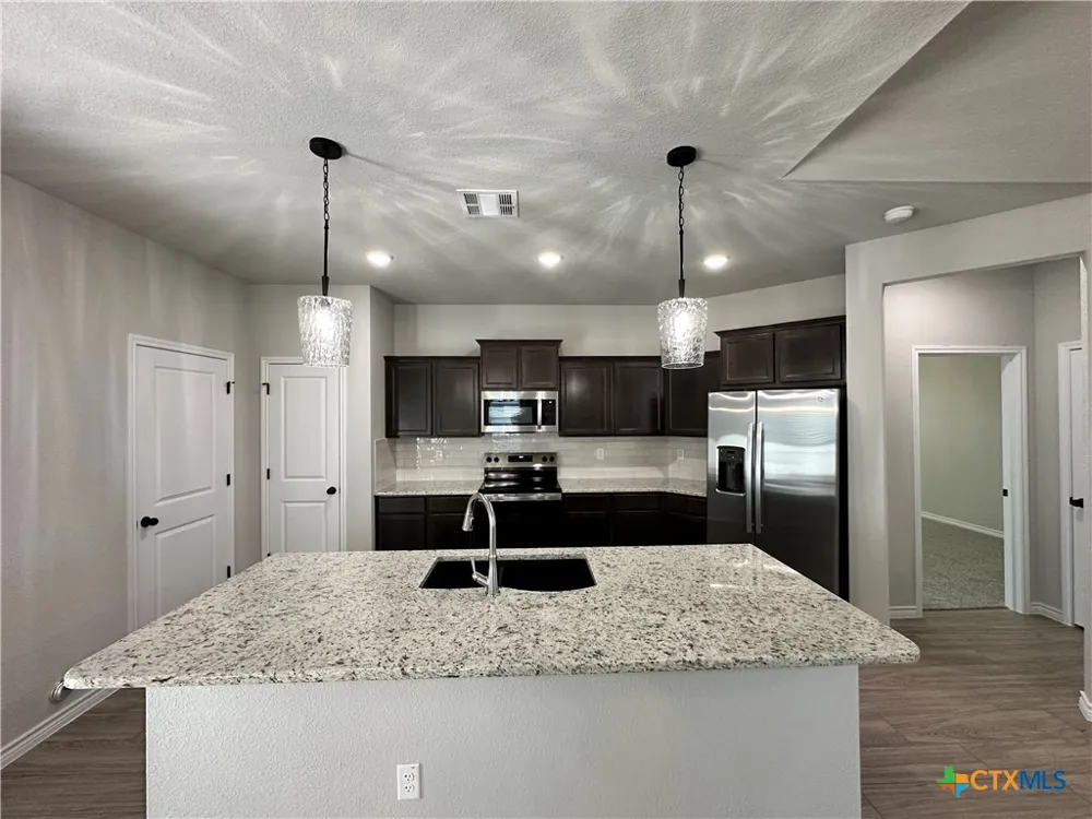 2598 Settlers Oak Drive Belton, TX 76513
