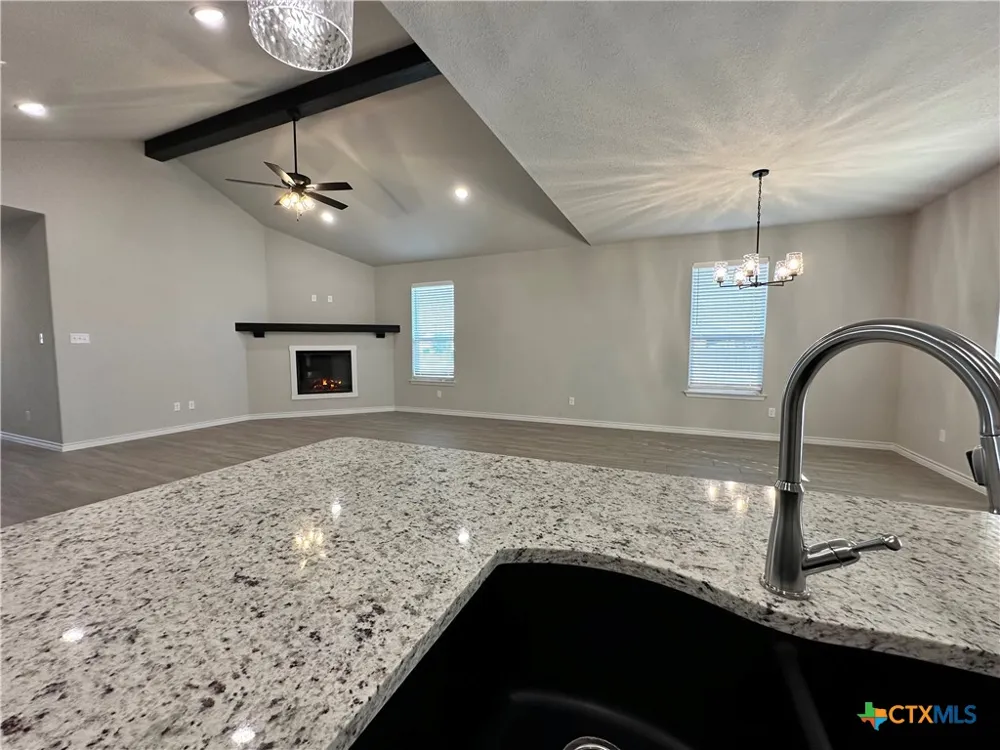 2598 Settlers Oak Drive Belton, TX 76513