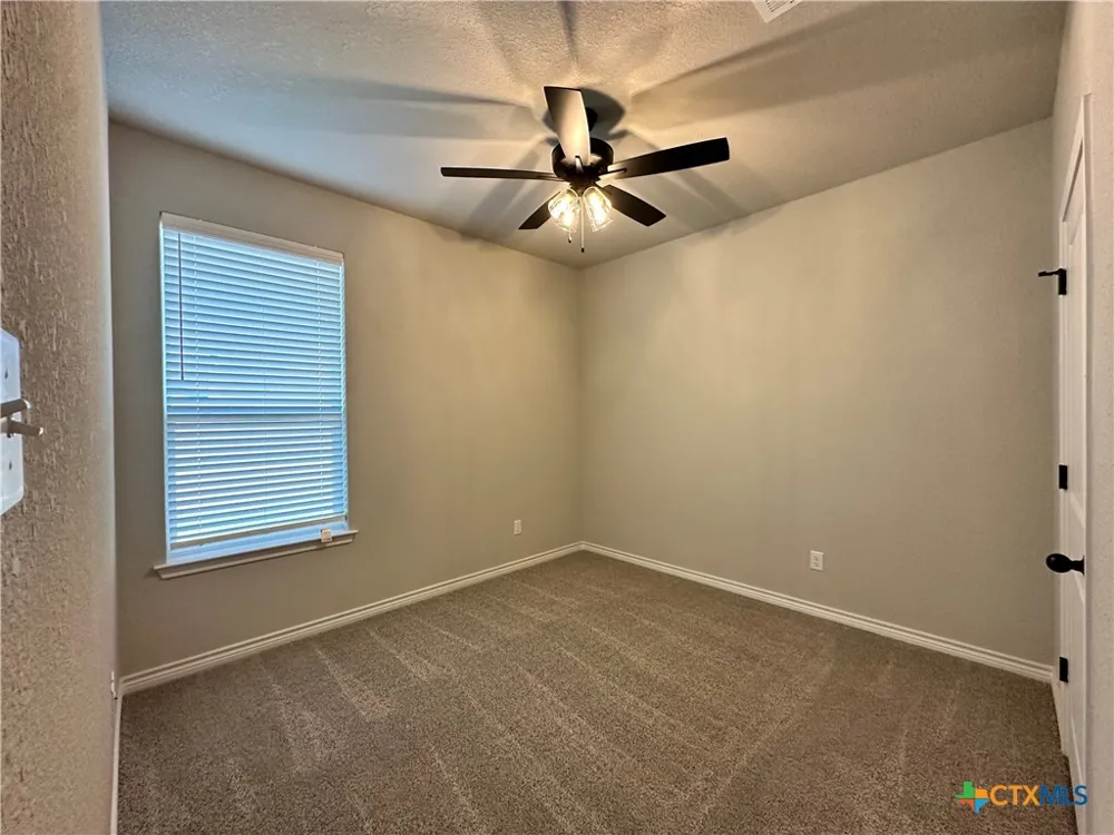 2598 Settlers Oak Drive Belton, TX 76513