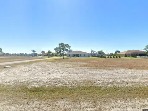 2900 NW 27TH ST