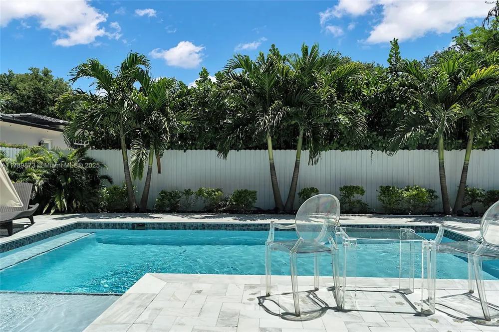 660 NE 121st St #660 Biscayne Park, FL 33161