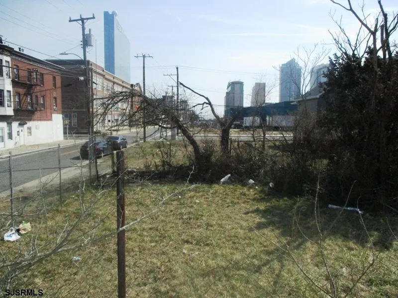 110 N New Jersey Ave Atlantic City, NJ 08401