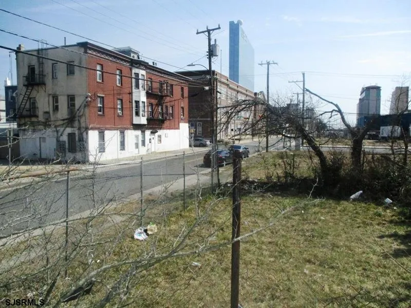 110 N New Jersey Ave Atlantic City, NJ 08401